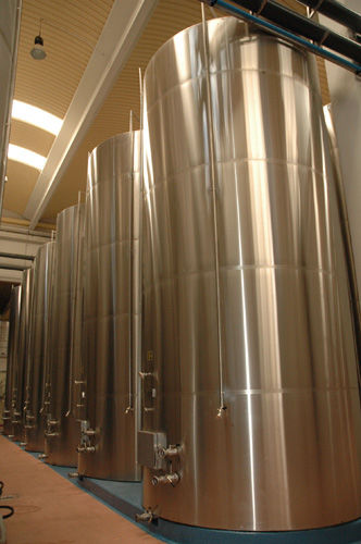 Réservoir de process - Intranox - pour le vin / en métal / vertical