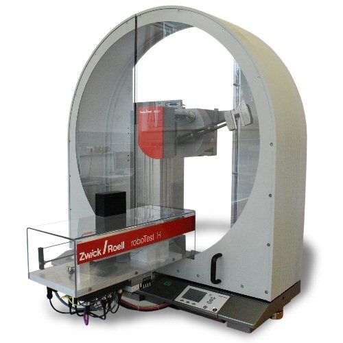 Mouton-pendule pour tests selon Charpy - roboTest H - ZwickRoell GmbH & Co. KG - IZOD