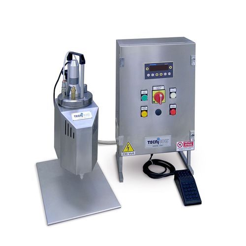 Machine de fusion avec pompe à engrenages - CK series - Tecnicoll Srl - pour produits cosmétiques / en aluminium / miniature