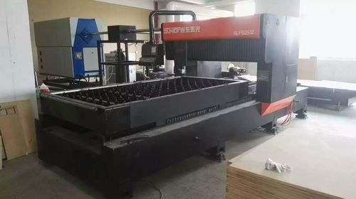 machine de découpe laser CO2 - Suzhou Suntop Laser Technology CO.,LTD