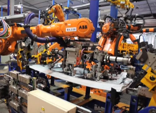 Assemblage pour l'industrie automobile - gestamp - grandes séries / acier