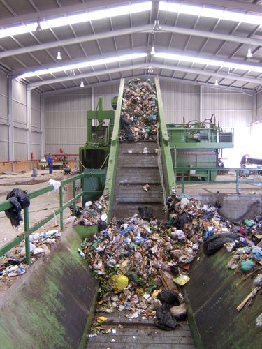 Bande de convoyeur en métal - CM - JOVISA MAQUINARIA E HIDRAULICA S.L.  - pour l'industrie du recyclage / pour le traitement de déchets / renforcée
