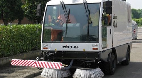 Balayeuse autoportée - 40.6 COMBi - EMS Machinery - de voirie / avec 2 brosses