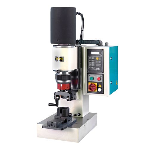 Machine de formage par roulage - AGME Automated Assembly Solutions - pour pièces cylindriques / de métal / linéaire