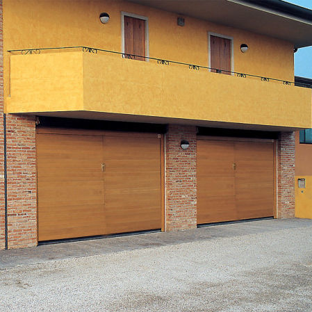 Porte basculante - HORIZONTAL 85 - Ballan Spa - en bois / pour l'extérieur / pour garage
