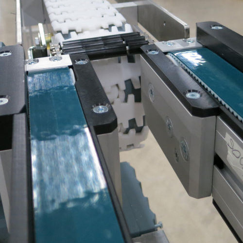 Convoyeur à bande - modular automation GmbH - à chaînes / droit / de transport