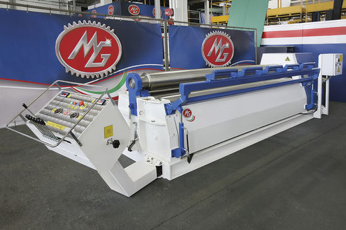 Rouleuse à 4 rouleaux - M3008R - MG S.R.L. - hydraulique / conique / sur mesure