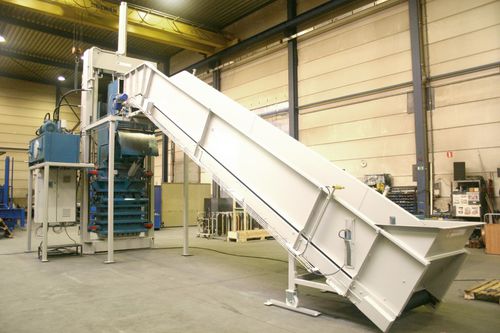 Convoyeur à bande - Valvan Baling Systems NV - horizontal / incliné / d'alimentation