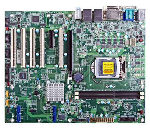 carte mère ATX - DFI