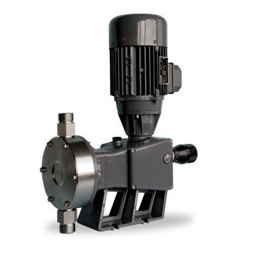 Pompe à membrane - D - Etatron D.S. - pour produits chimiques / avec moteur électrique / stationnaire