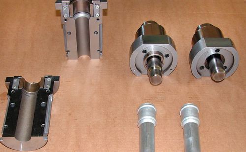 Outil de formage d’extrémités - Jörg Neu GmbH Maschinenbau u. Handel