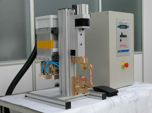 Machine de soudage par points - TECHNAX - semi-automatique