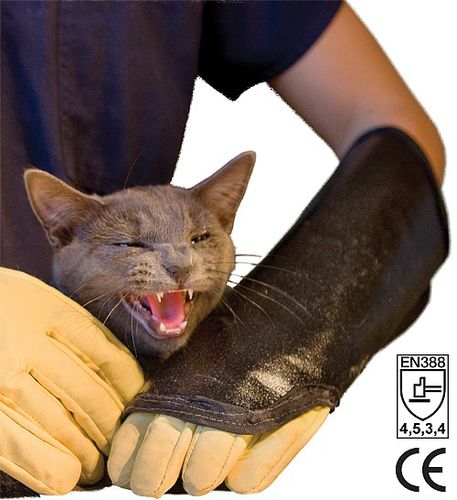 Sur-gant de travail - Sleeve series - Turtleskin Limited - de protection mécanique / EN 388
