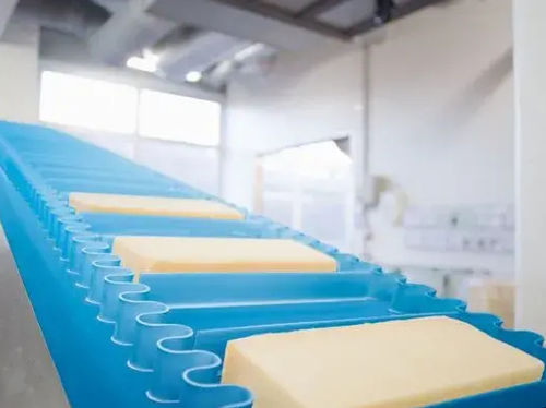 Bande de convoyeur perforée - Forbo Siegling GmbH - en polyuréthane / de tissus / pour l'industrie agroalimentaire
