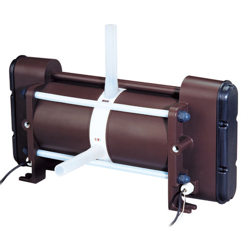 Pompe à soufflet - FW/-H series - IWAKI Europe GmbH - pour produits chimiques / à entraînement pneumatique / stationnaire