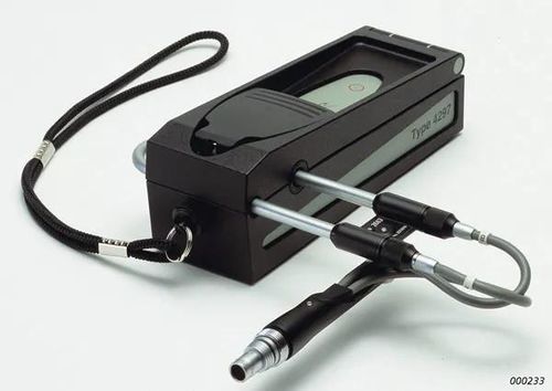 Calibrateur de niveau sonore - 4297 - Brüel & Kjaer - acoustique / pour sonomètre / portable