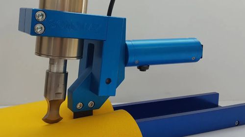 Système de découpe à lame - SONOMAX ULTRASONIC - à ultrasons / pour tissus / à commande manuelle