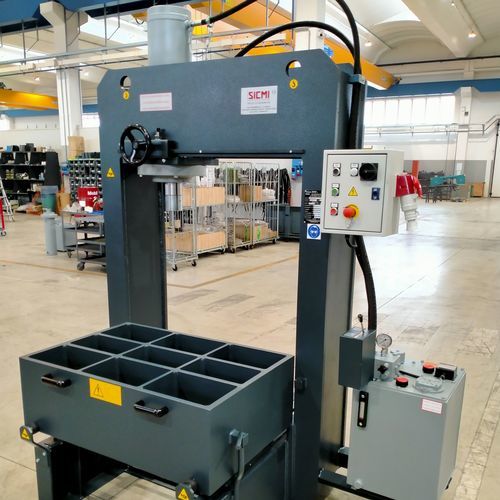 Presse hydraulique - PBM 100 M - SICMI - à redresser / pour assemblage / de production
