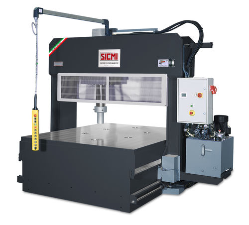 Presse hydraulique - PMM 600ME - SICMI - motorisée / à redresser / pour tôle