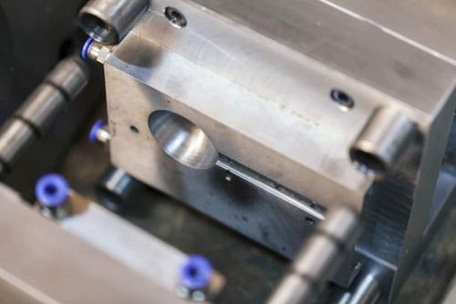 Agent de démoulage pour matières plastiques - ReleaSys™ 7800 - Miller-Stephenson Chemical Co - lubrifiant
