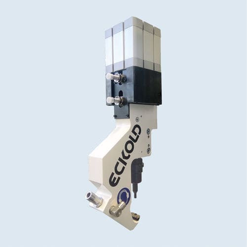 Poinçonneuse automatique - ECKOLD technics GmbH & Co. KG - pneumatique / pour profilés en aluminium / pour métal