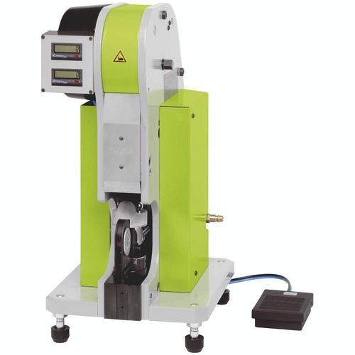 Sertisseuse de profilés - 636 084 3 - RENNSTEIG WERKZEUGE GMBH - pour embouts / manuelle / à pédale