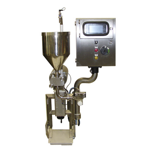 Doseur de liquides - dm100 - B.S. SRL - pour l'industrie agroalimentaire / semi-automatique / à trémie