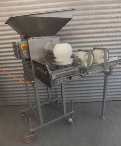 Machine de portionnement de viande - TVM 002 - Schomaker Convenience Technik GmbH - automatique