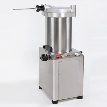 Poussoir à viande hydraulique - FI-50 - MAINCA - Equipamientos Carnicos S.L. - automatique / pour saucisse / à piston