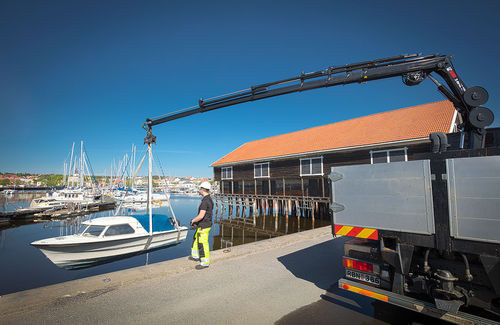 Grue montée sur camion - X-HIPRO 232 - Hiab - à flèche articulée / portuaire / de manutention