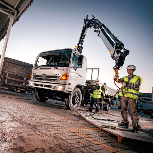 Grue montée sur camion - X-CLX 1x8 series - Hiab - à flèche articulée / pour chantier / de manutention