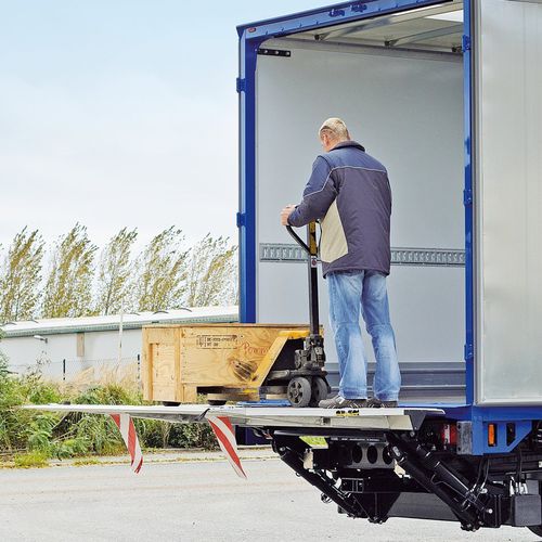Hayon élévateur rétractable - MBB R 1000 S - Palfinger - pour camion