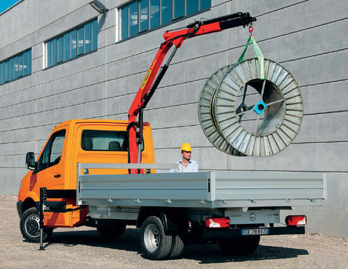Grue de chargement - PK 2900  - Palfinger - montée sur camion / télescopique / articulée