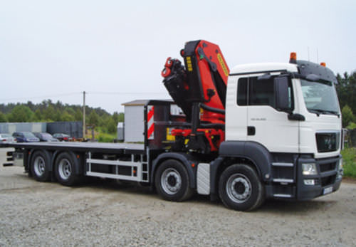 Grue de chargement - PK 62002-EH - Palfinger - montée sur camion / articulée / pour l'industrie automobile
