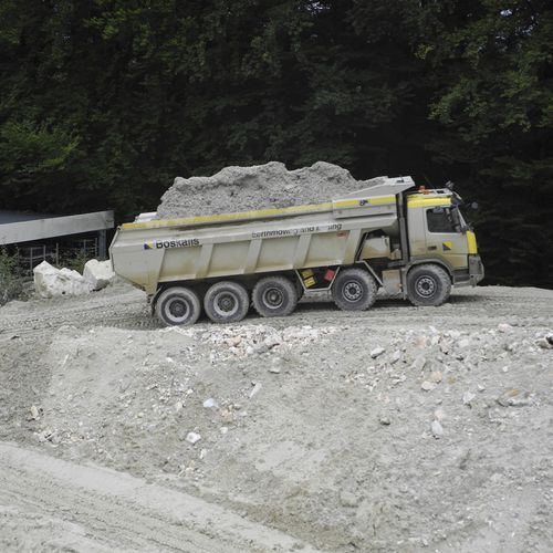 Tombereau articulé - AJK NV - électrique / pour mine souterraine / pour applications minières