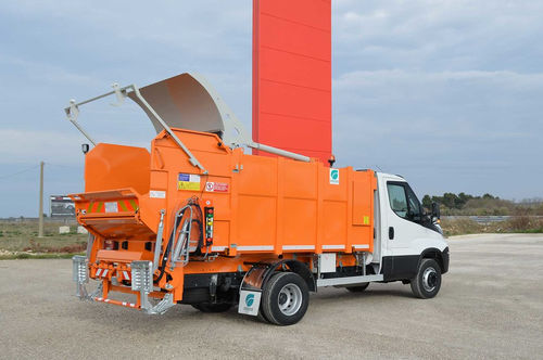 Compacteur de déchets mélangés - K2 S - COS.ECO INDUSTRIE GROUP SRL - mobile / hydraulique / à chargement latéral