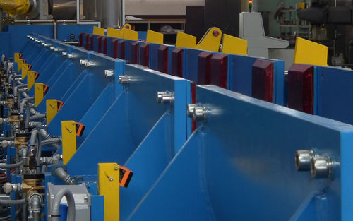 Équipement de manutention pour atelier - Outlet trough V5 hot	 - Cartacci S.r.l. - automatique