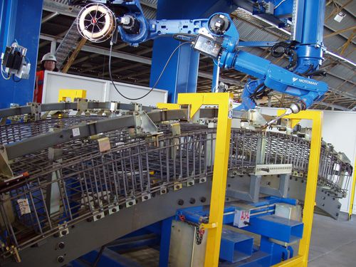Machine d'assemblage robotisée - A.W.M. S.p.A. Automatic Wire Machines - de cage