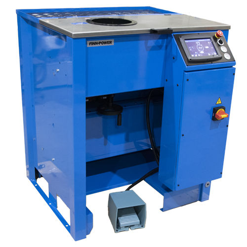 Sertisseuse pour écrou - NC40 - Lillbacka Finn-Power - automatique / hydraulique