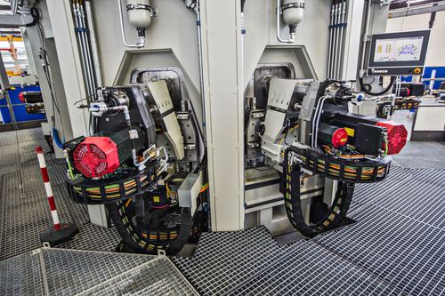 Centre d'usinage CNC 3 axes - Riello Macchine Transfer - vertical / 8 outils
