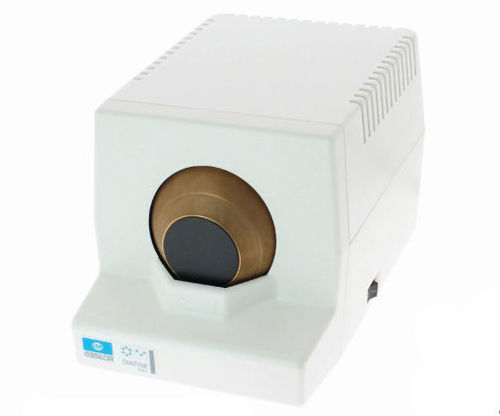 Machine de bordage pour lentilles optiques - DIAFINE - Essilor