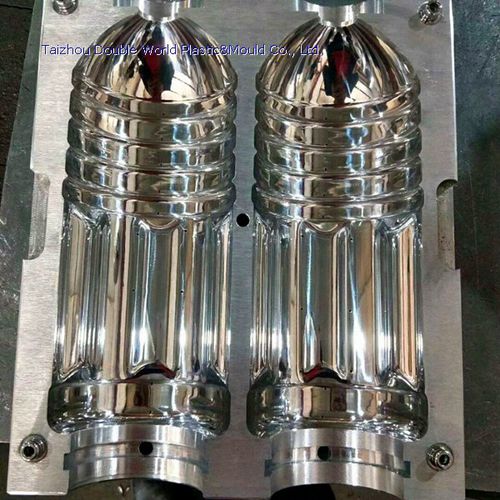 Moule de soufflage multi-empreintes - DDW-BM101 - Taizhou Double World Plastic&Mould Co., Ltd. - pour bouteilles PET / pour l'industrie de l'emballage / pour l'industrie aéronautique