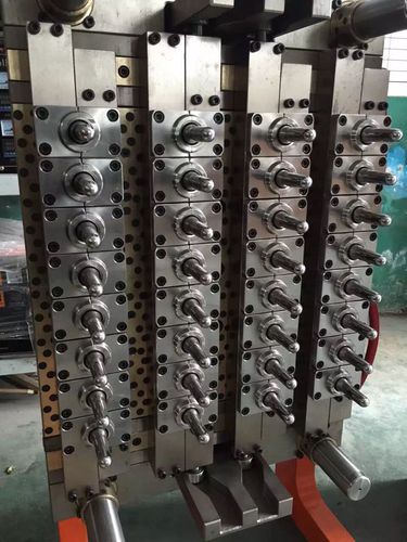 Moule d'injection plastique multi-empreintes - DDW-32CAV-PET - Taizhou Double World Plastic&Mould Co., Ltd. - de préformes / pour l'industrie de l'emballage