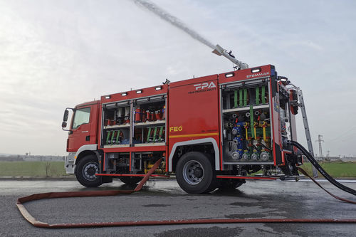 Véhicule pour la lutte incendie - Lx-Industrial - Efemmak - diesel