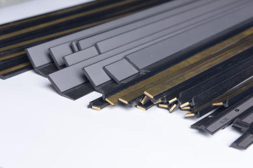 Racleur de glissière - Standart Wipers - Thodacon Werkzeugmaschinenschutz GmbH - standard