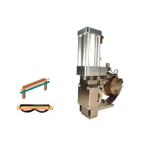 Agrafeuse pneumatique - C 13 - MEZGER Heftsysteme - avec alimentation automatique / avec rouleau d'agrafes