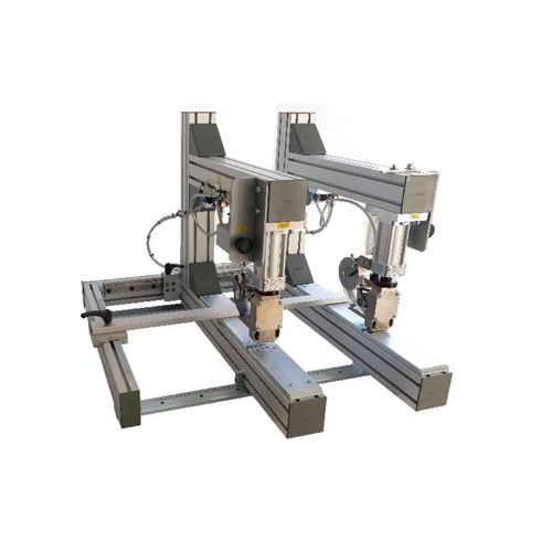 Machine à agrafer pneumatique - TGR 2/C 13 -36 - MEZGER Heftsysteme - pour pièce en matière plastique / de tôle / à 2 têtes