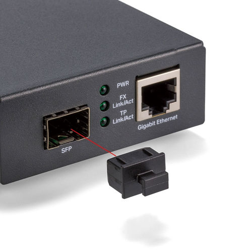Bouchon pour connecteur de fibre optique - SFPC・CXP series - TAKACHI Electronics Enclosure Co., Ltd. - rectangulaire / mâle / en thermoplastique