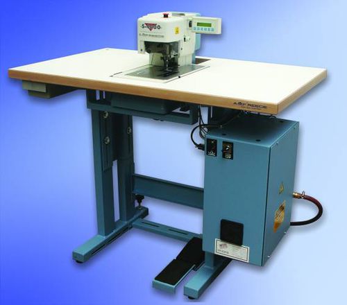 Machine à coudre point de chaînette - S-4000 LS - AMF Reece CR, s.r.o. - pour boutonnières / fixe / électronique