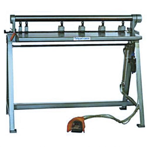 Poinçonneuse semi-automatique - RKP 10 - Schwartmanns Maschinenbau GmbH - pneumatique / de profilés